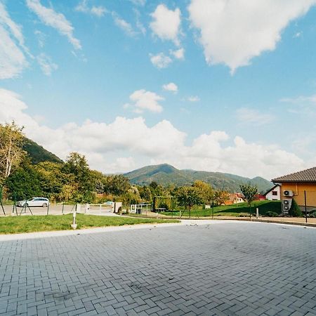 Apartman Na Palouku Povrly Exterior photo