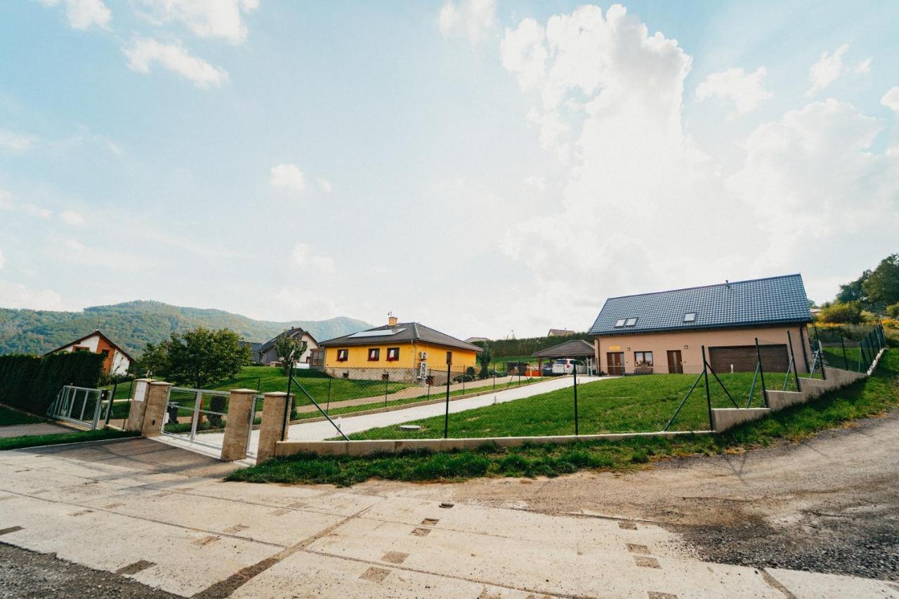 Apartman Na Palouku Povrly Exterior photo